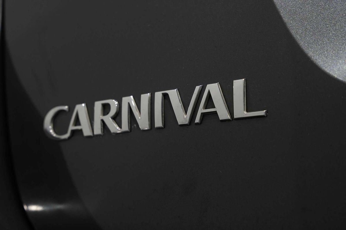 2017 Kia Carnival S YP