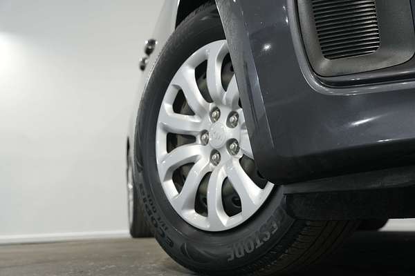 2017 Kia Carnival S YP