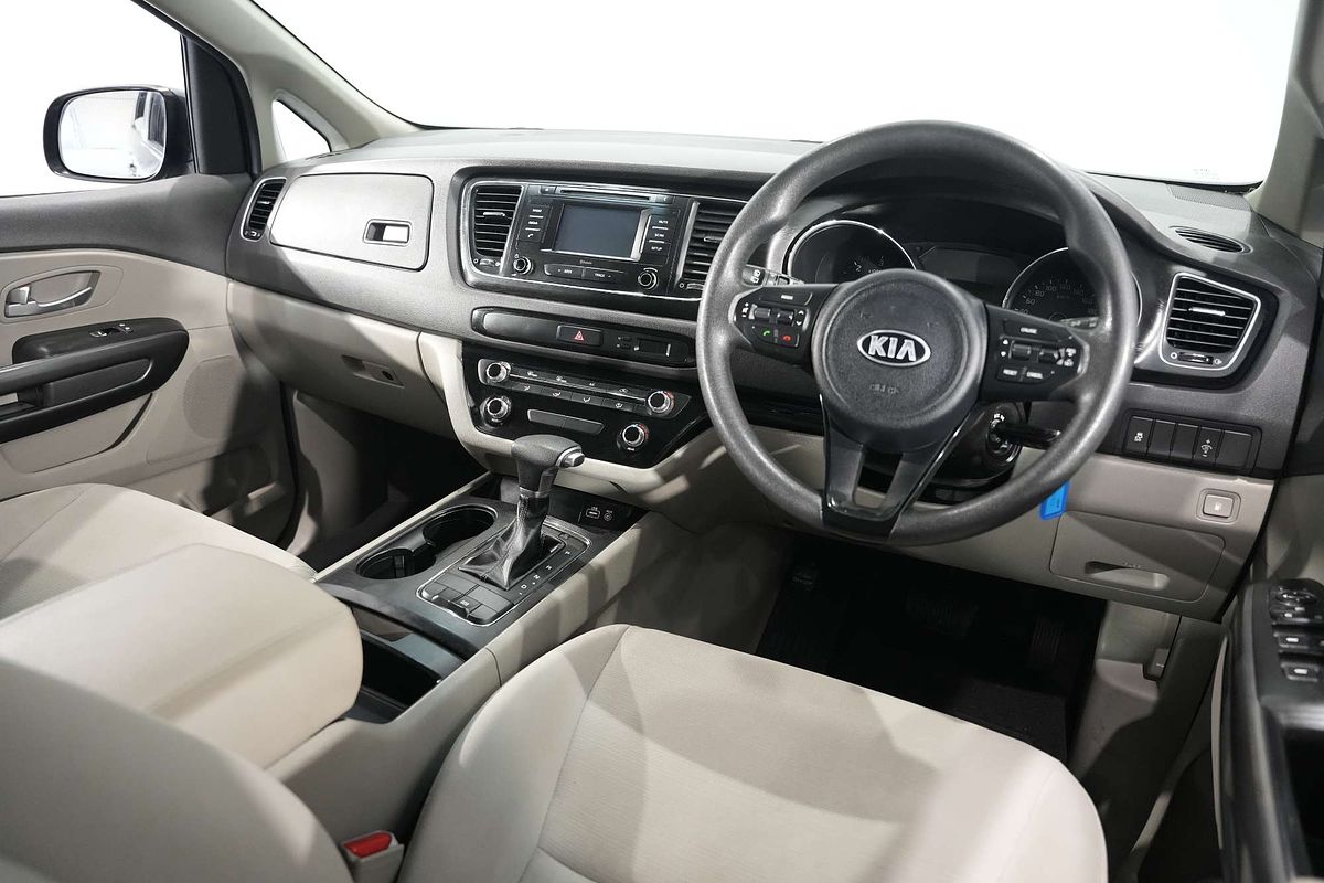 2017 Kia Carnival S YP