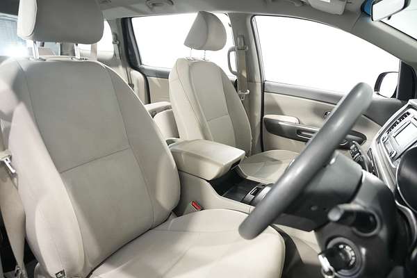 2017 Kia Carnival S YP