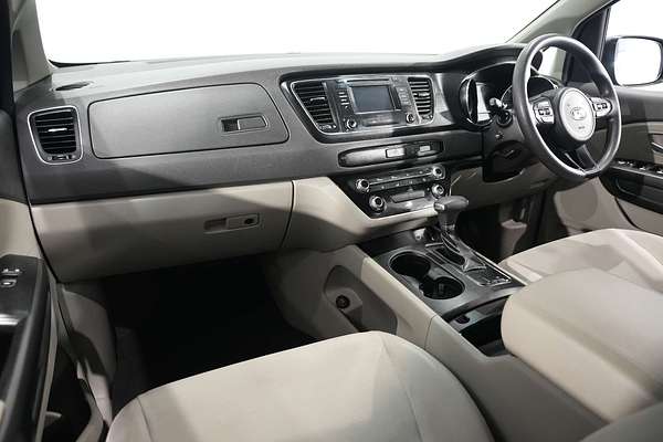 2017 Kia Carnival S YP