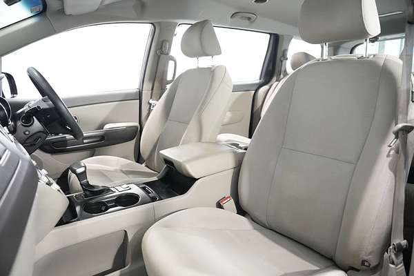 2017 Kia Carnival S YP