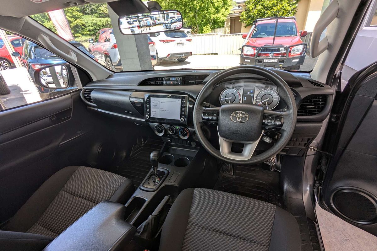 2024 Toyota Hilux Workmate TGN121R Rear Wheel Drive