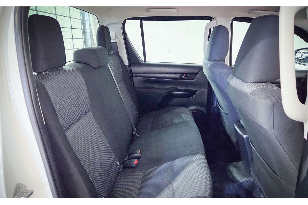 2017 Toyota Hilux Workmate TGN121R Rear Wheel Drive
