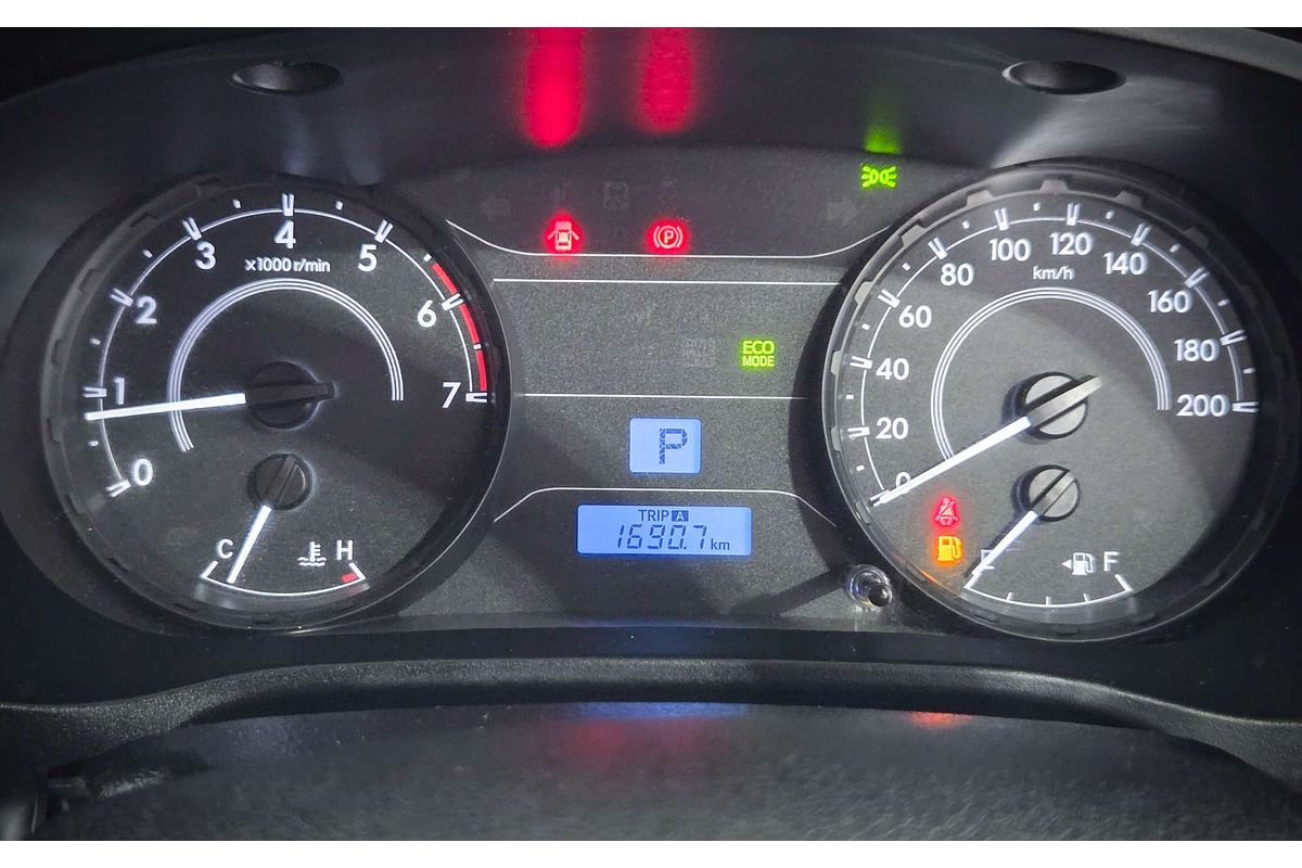 2017 Toyota Hilux Workmate TGN121R Rear Wheel Drive