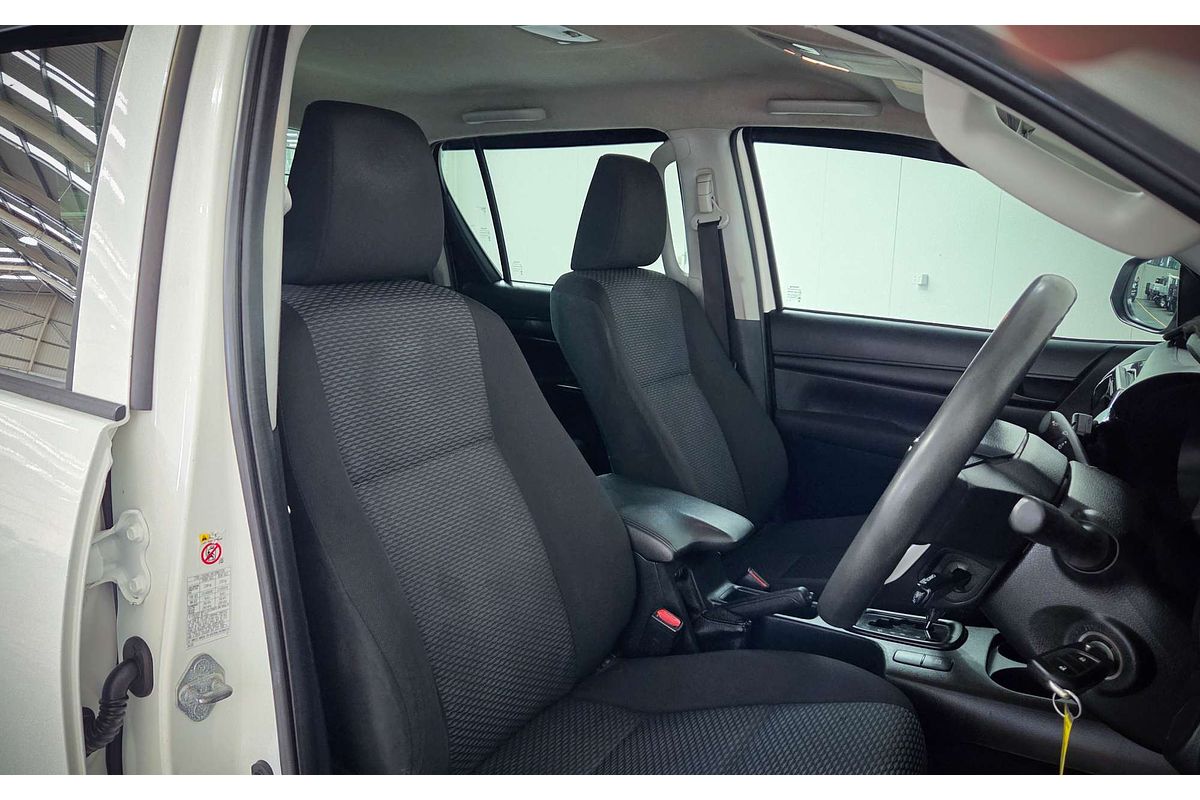 2017 Toyota Hilux Workmate TGN121R Rear Wheel Drive