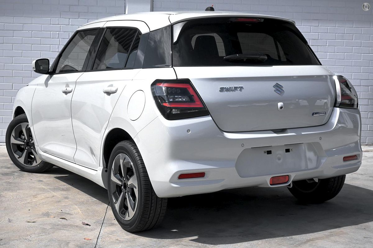 2025 Suzuki Swift Hybrid GLX UZ