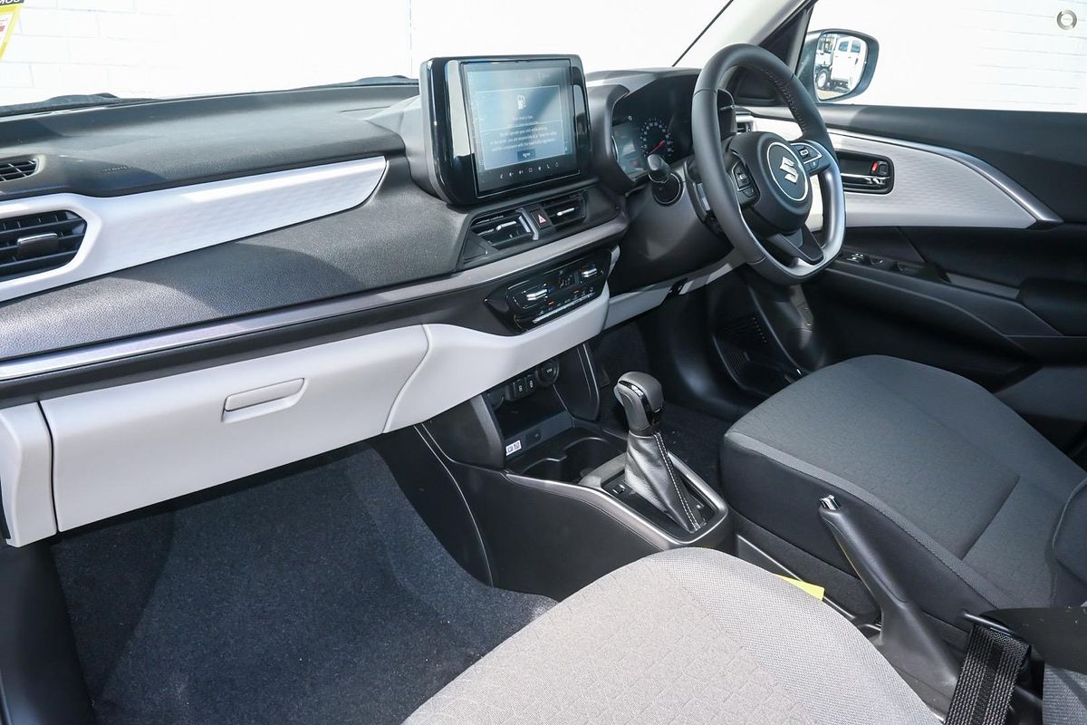 2025 Suzuki Swift Hybrid GLX UZ