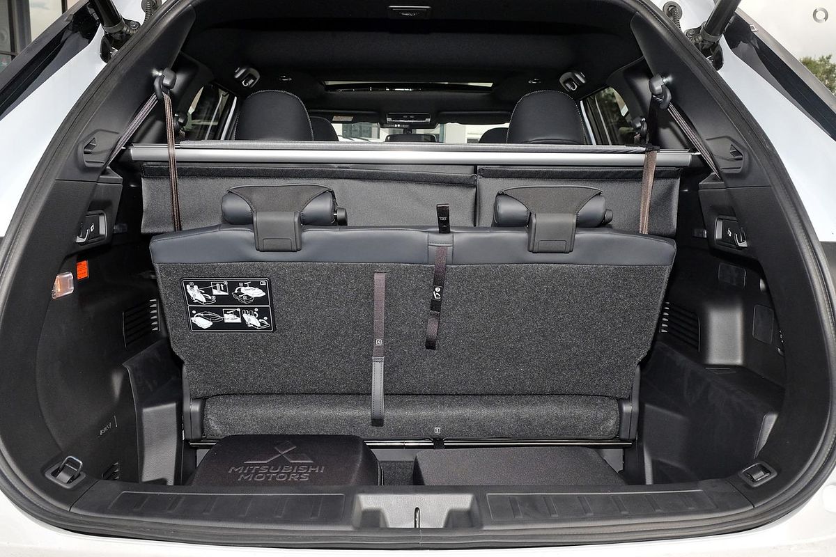 2024 Mitsubishi Outlander PHEV GSR ZM