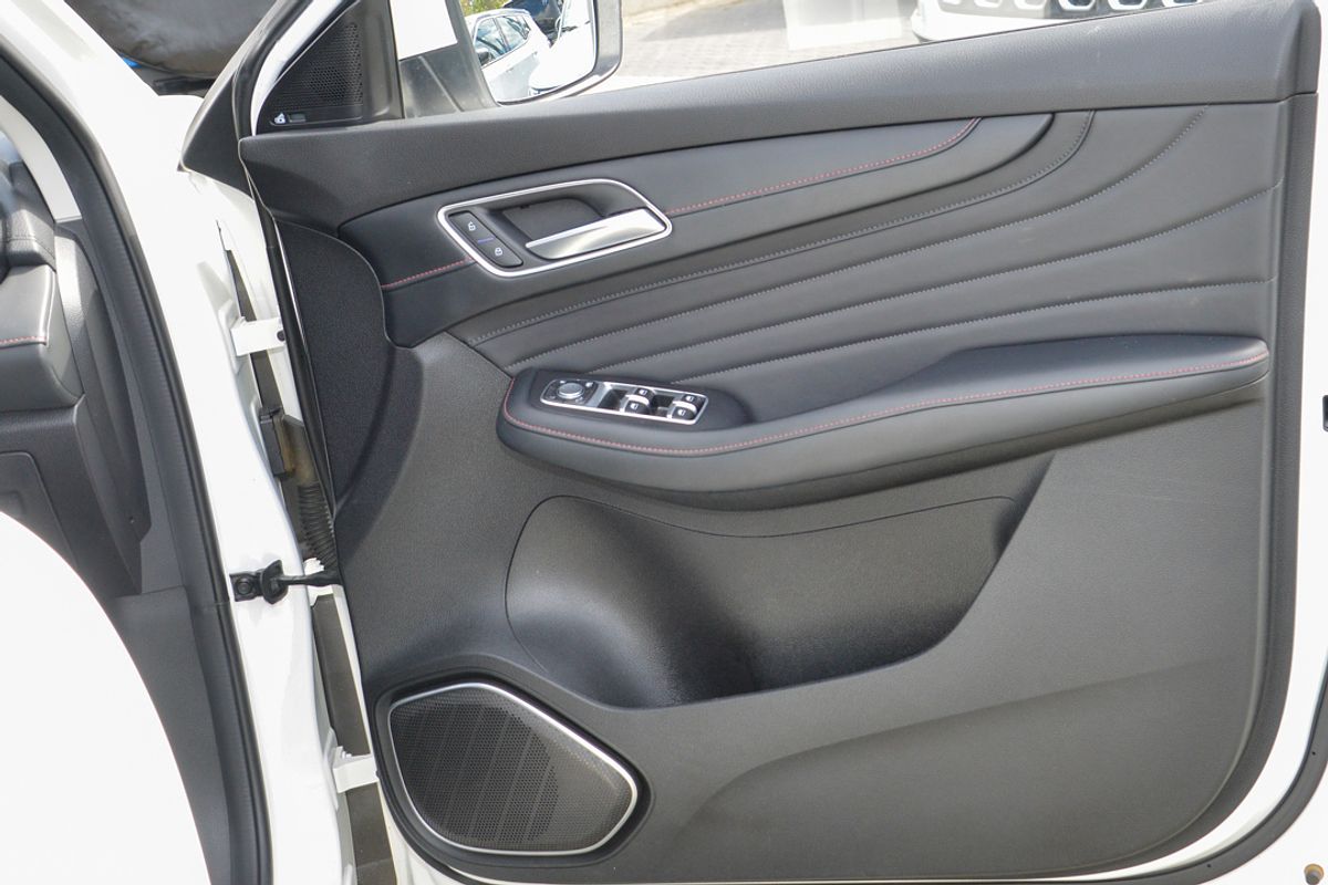 2021 MG HS Excite X SAS23