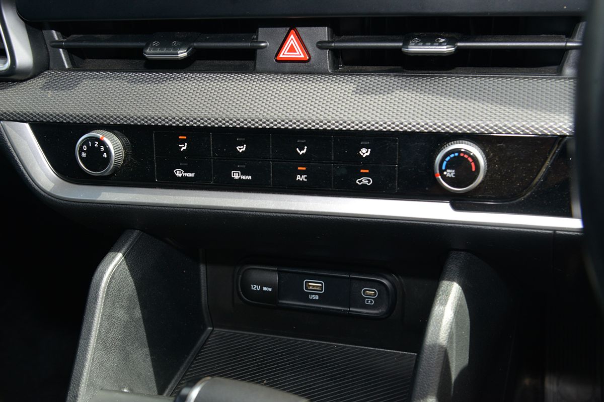 2021 Kia Sportage S NQ5