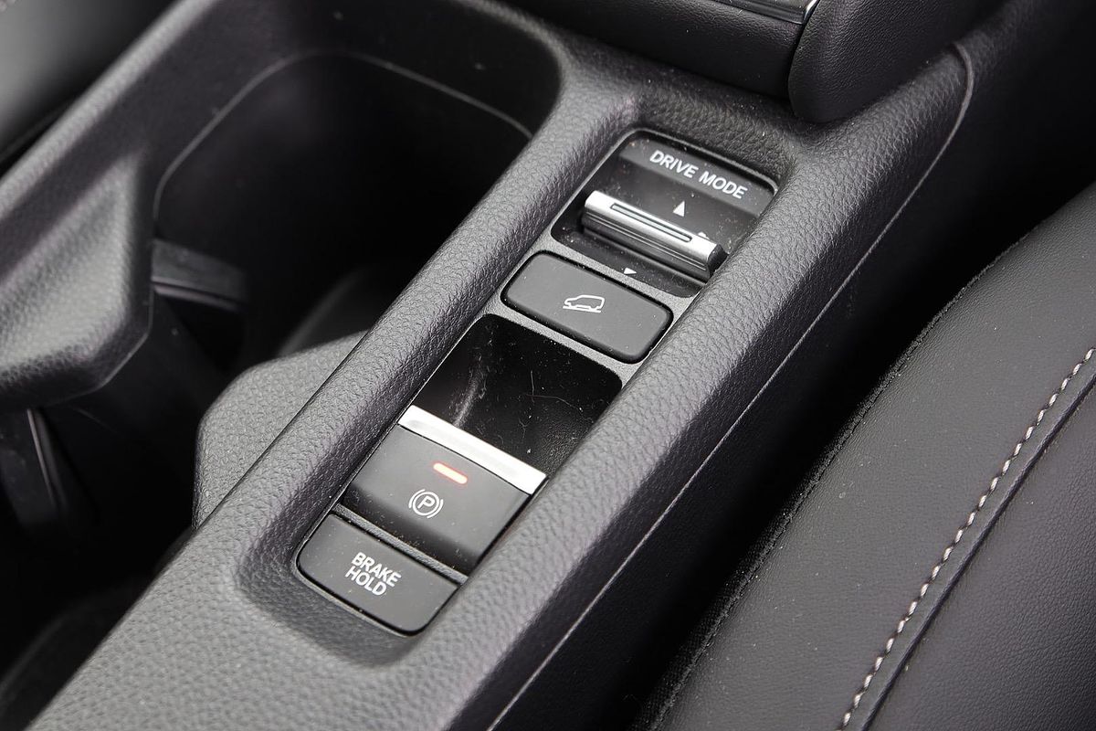 2024 Honda HR-V e:HEV L