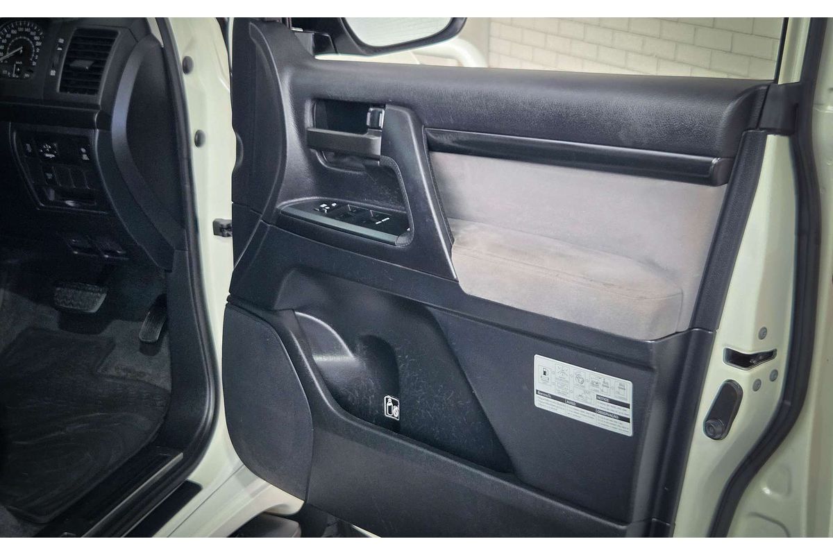 2010 Toyota Landcruiser 60th Anniversary VDJ200R