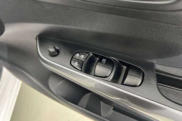 2021 Nissan Navara SL D23 4X4 thumb-9