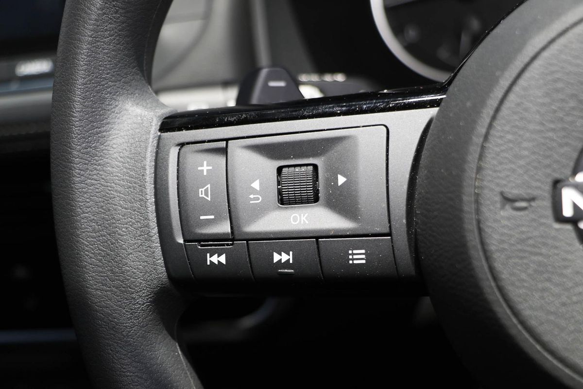 2024 Nissan X-TRAIL ST T33