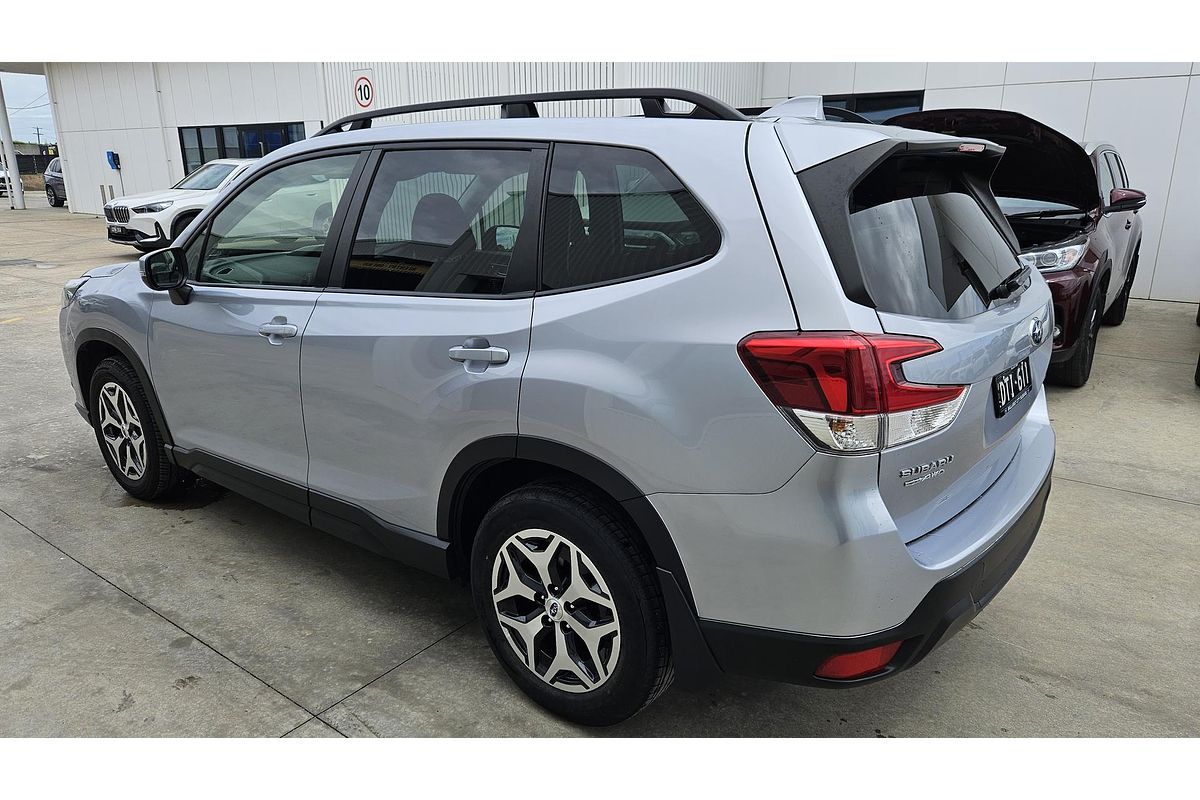 2023 Subaru Forester 2.5i S5