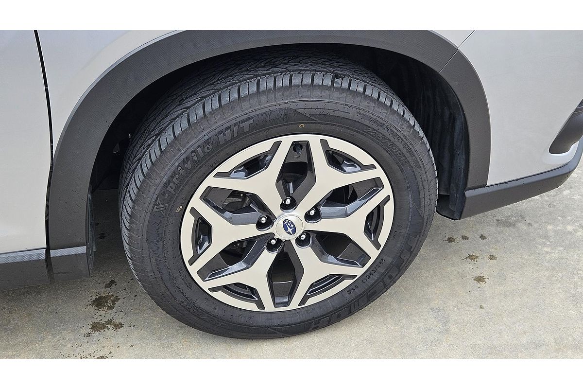 2023 Subaru Forester 2.5i S5