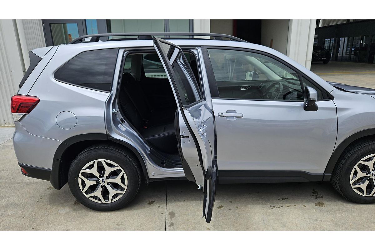 2023 Subaru Forester 2.5i S5