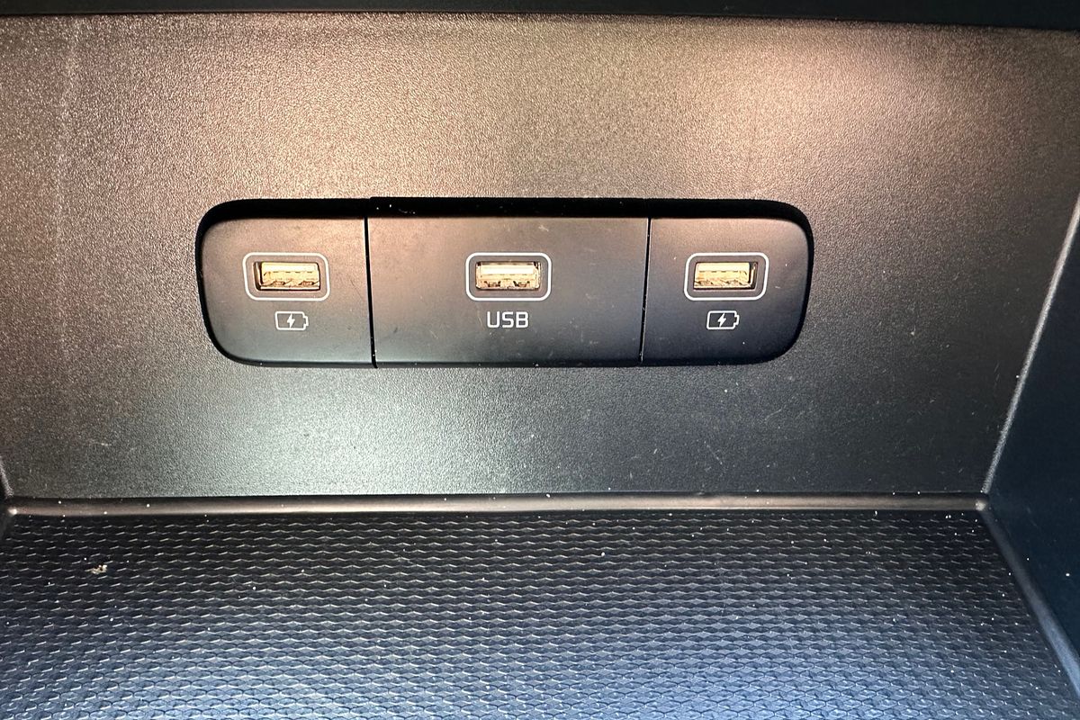 2022 Kia Carnival SLi KA4