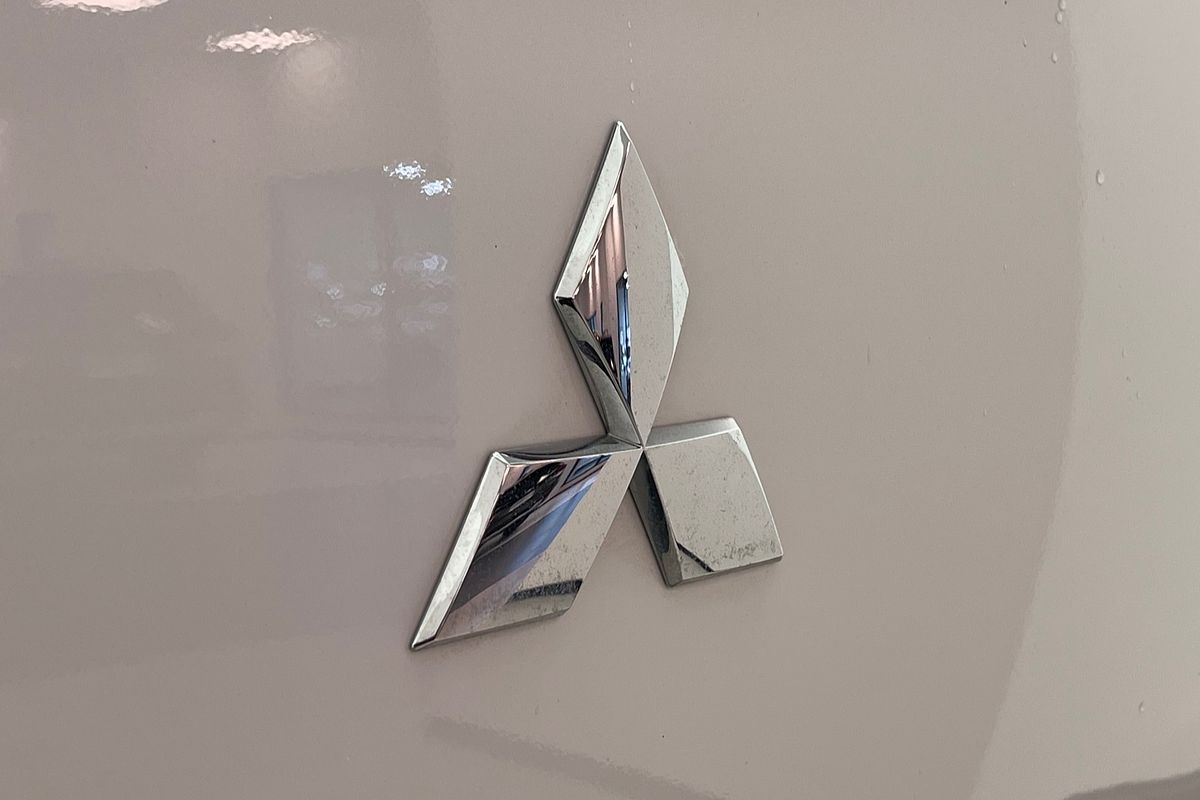 2023 Mitsubishi Triton GLS MR 4X4