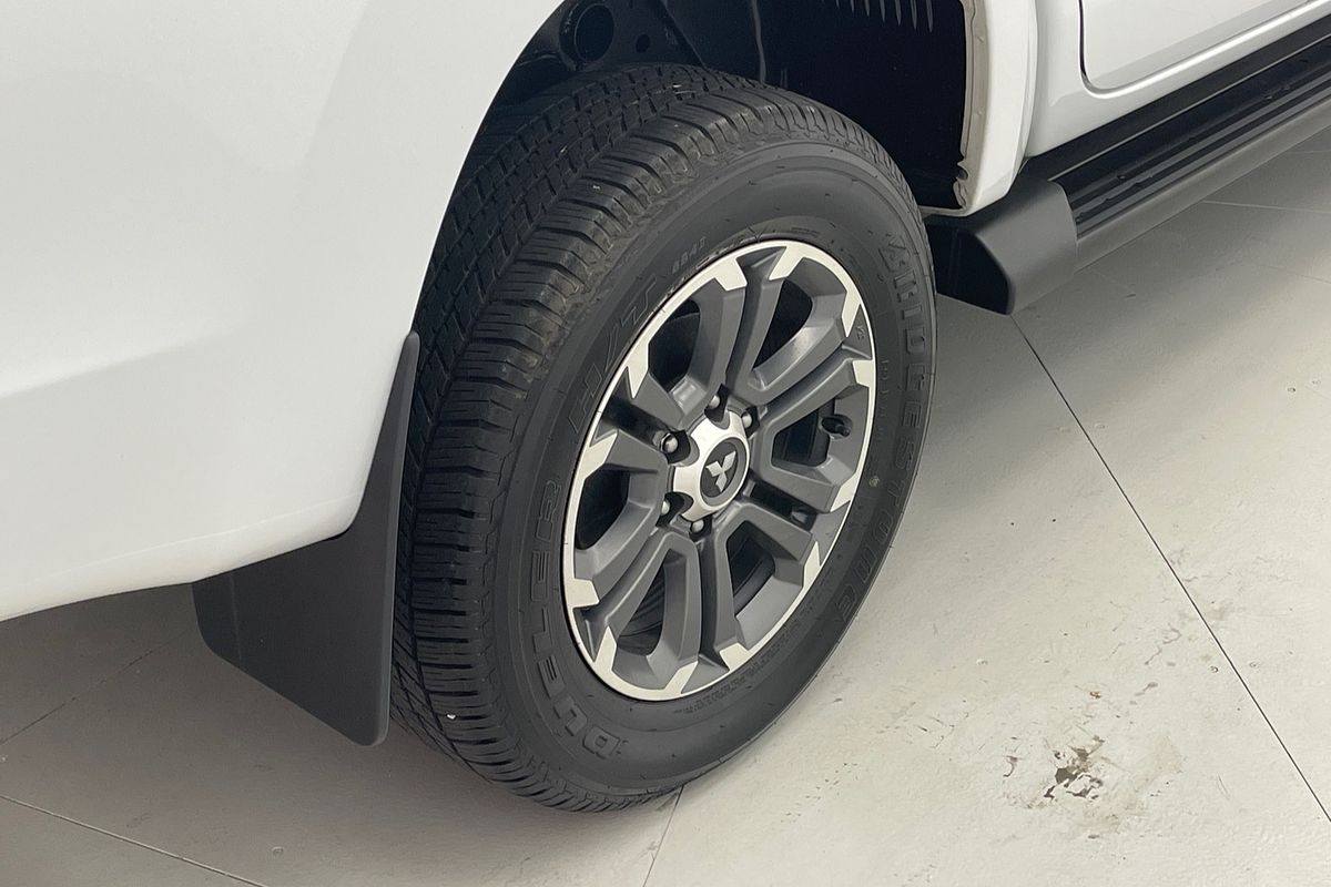 2023 Mitsubishi Triton GLS MR 4X4
