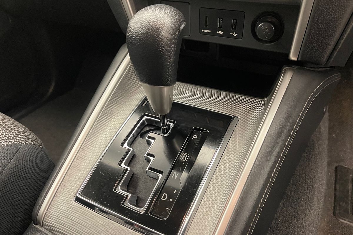 2023 Mitsubishi Triton GLS MR 4X4