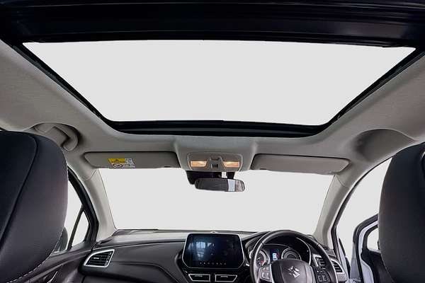 2022 Suzuki S-Cross ALLGRIP PRESTIGE