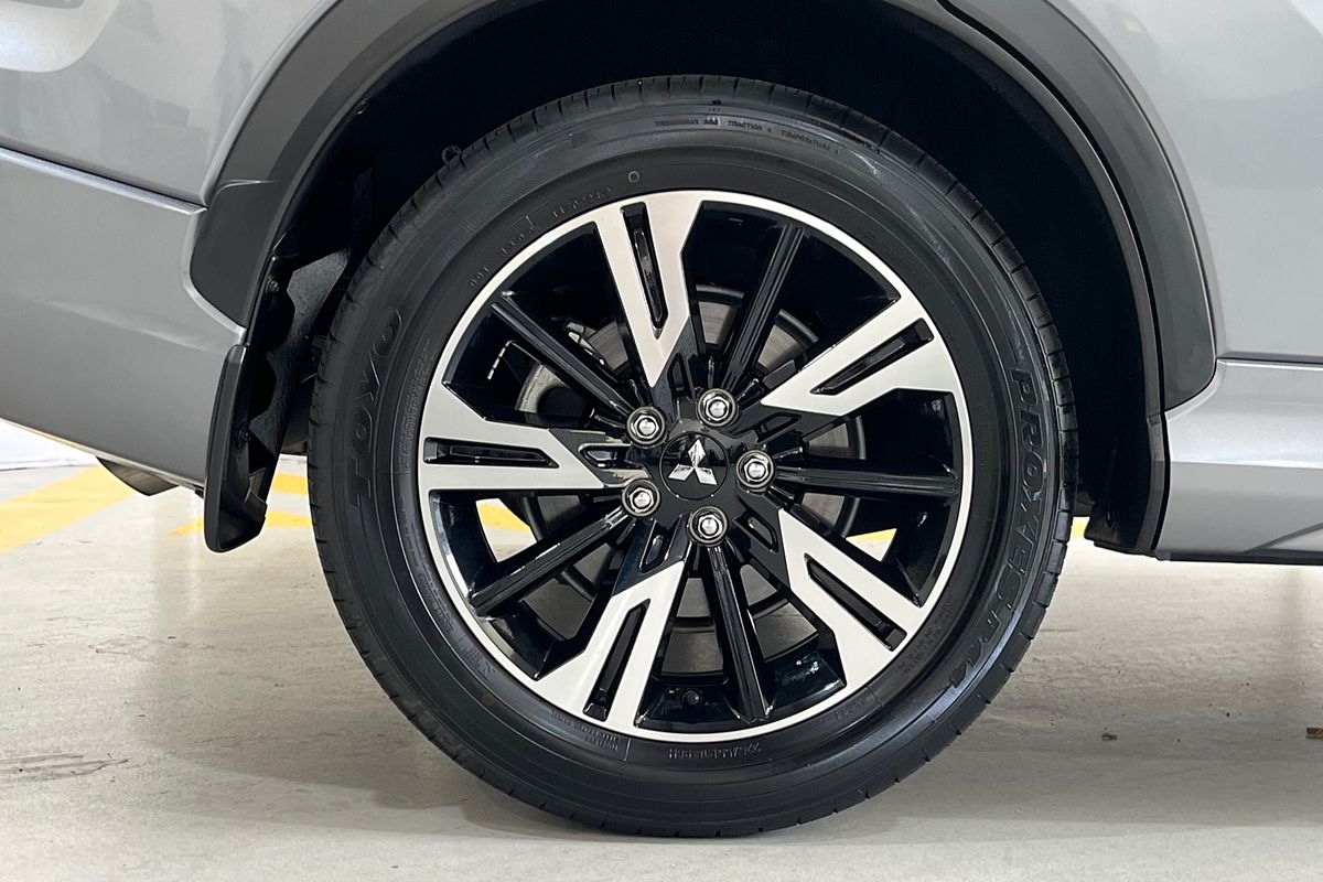 2024 Mitsubishi Eclipse Cross Exceed YB