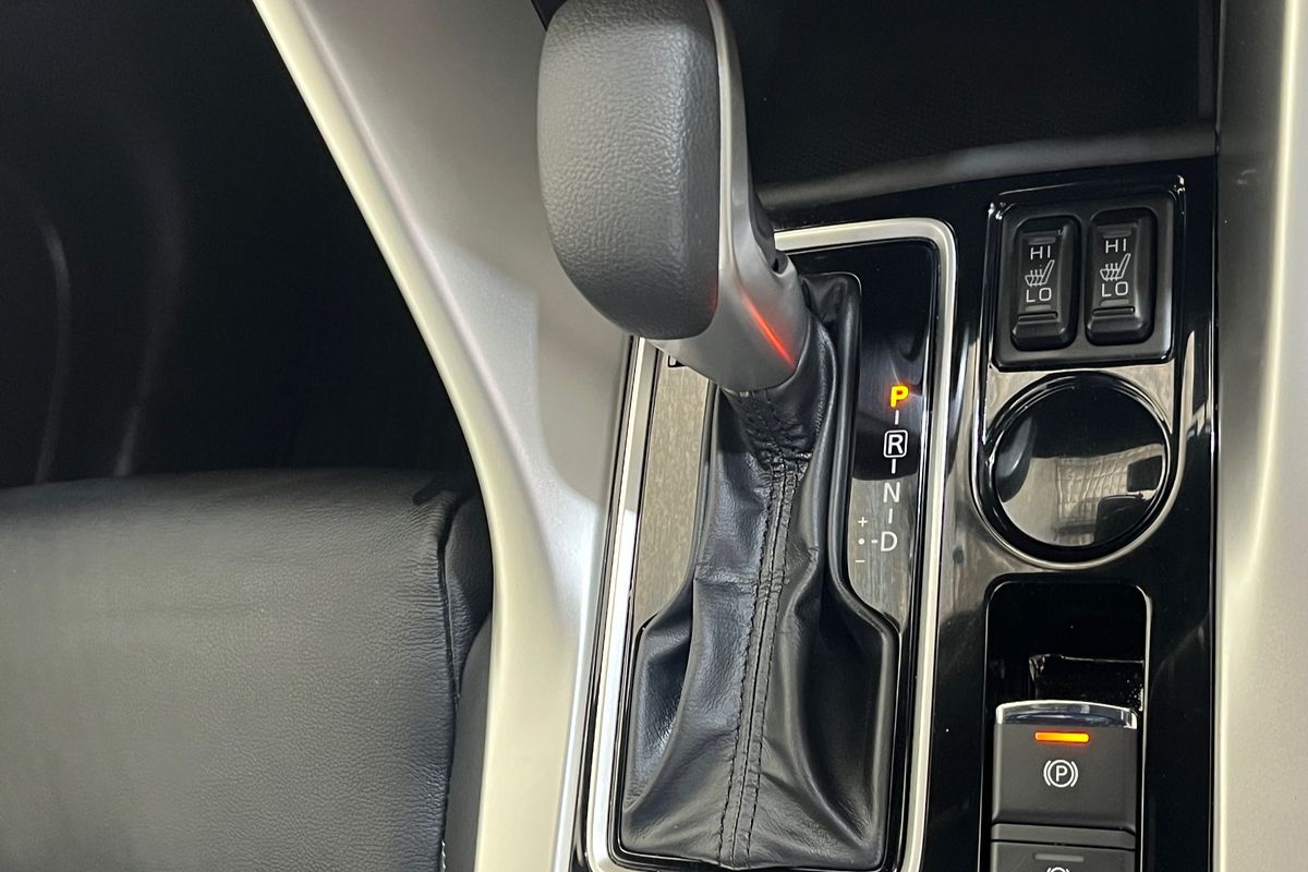 2024 Mitsubishi Eclipse Cross Exceed YB