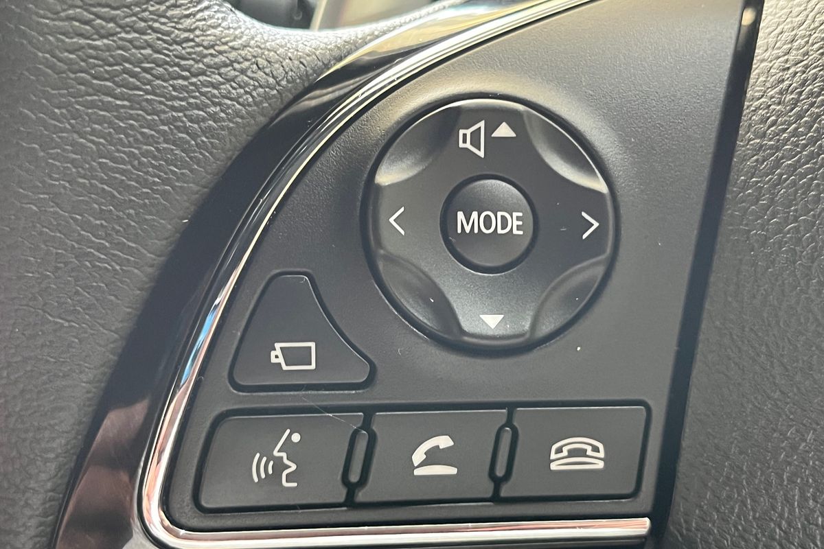 2024 Mitsubishi Eclipse Cross Exceed YB