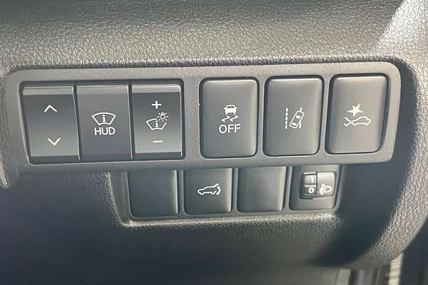 2024 Mitsubishi Eclipse Cross Exceed YB