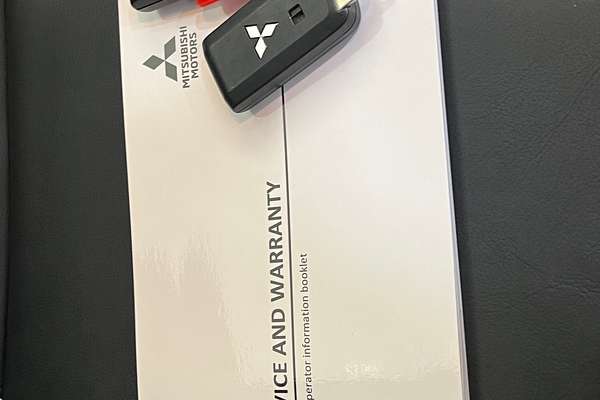 2024 Mitsubishi Eclipse Cross Exceed YB