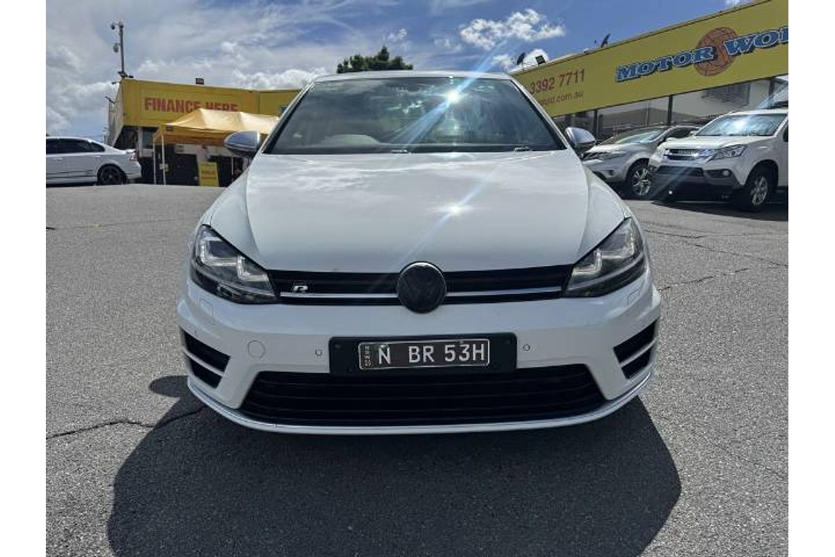 2014 Volkswagen Golf R 7