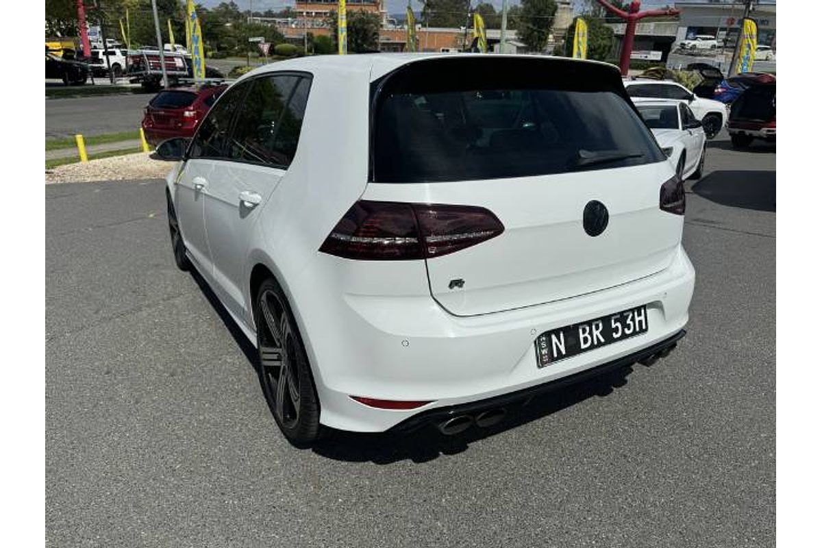 2014 Volkswagen Golf R 7