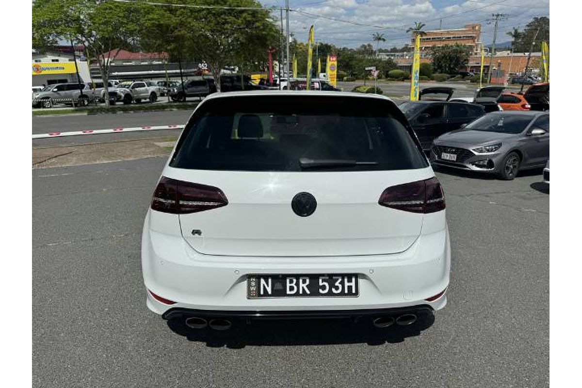 2014 Volkswagen Golf R 7