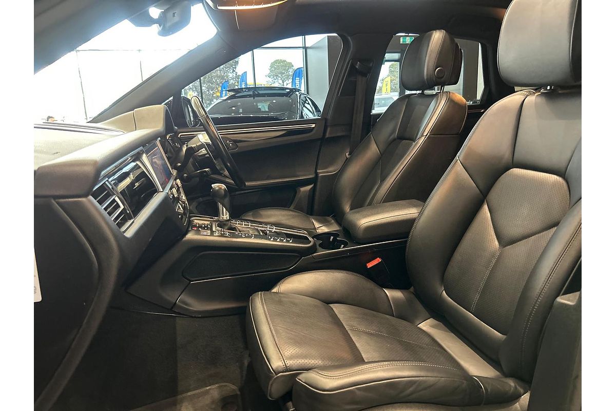 2019 Porsche Macan S 95B