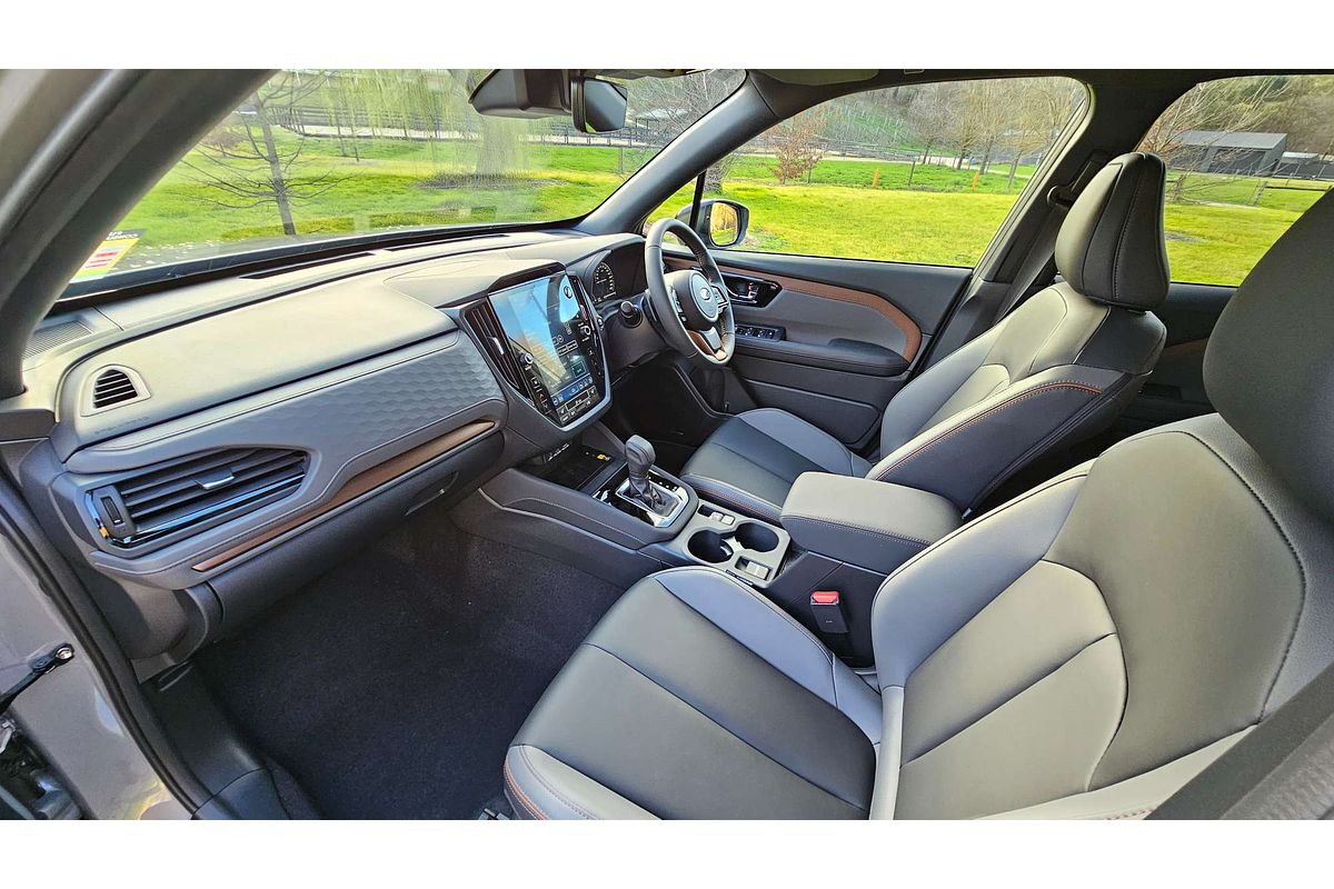 2025 Subaru Forester Hybrid Sport S6