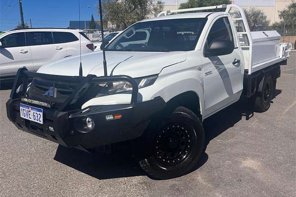 2019 Mitsubishi Triton GLX MR 4X4