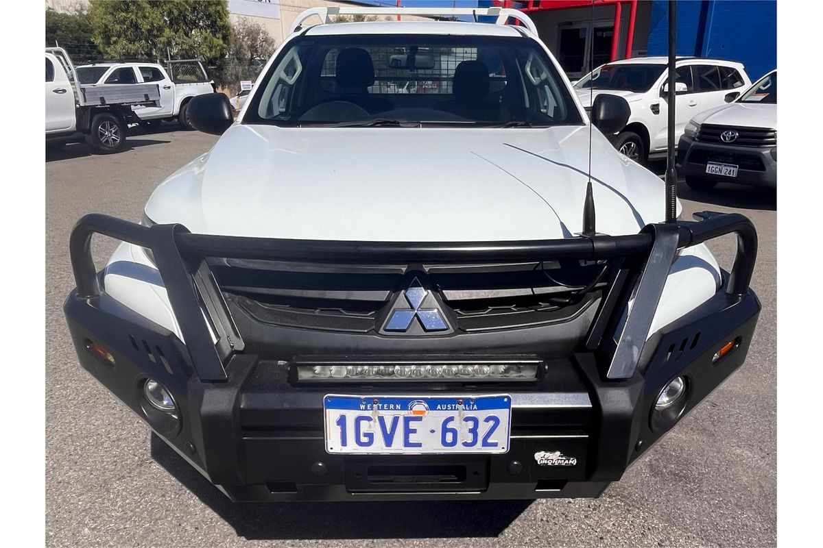 2019 Mitsubishi Triton GLX MR 4X4