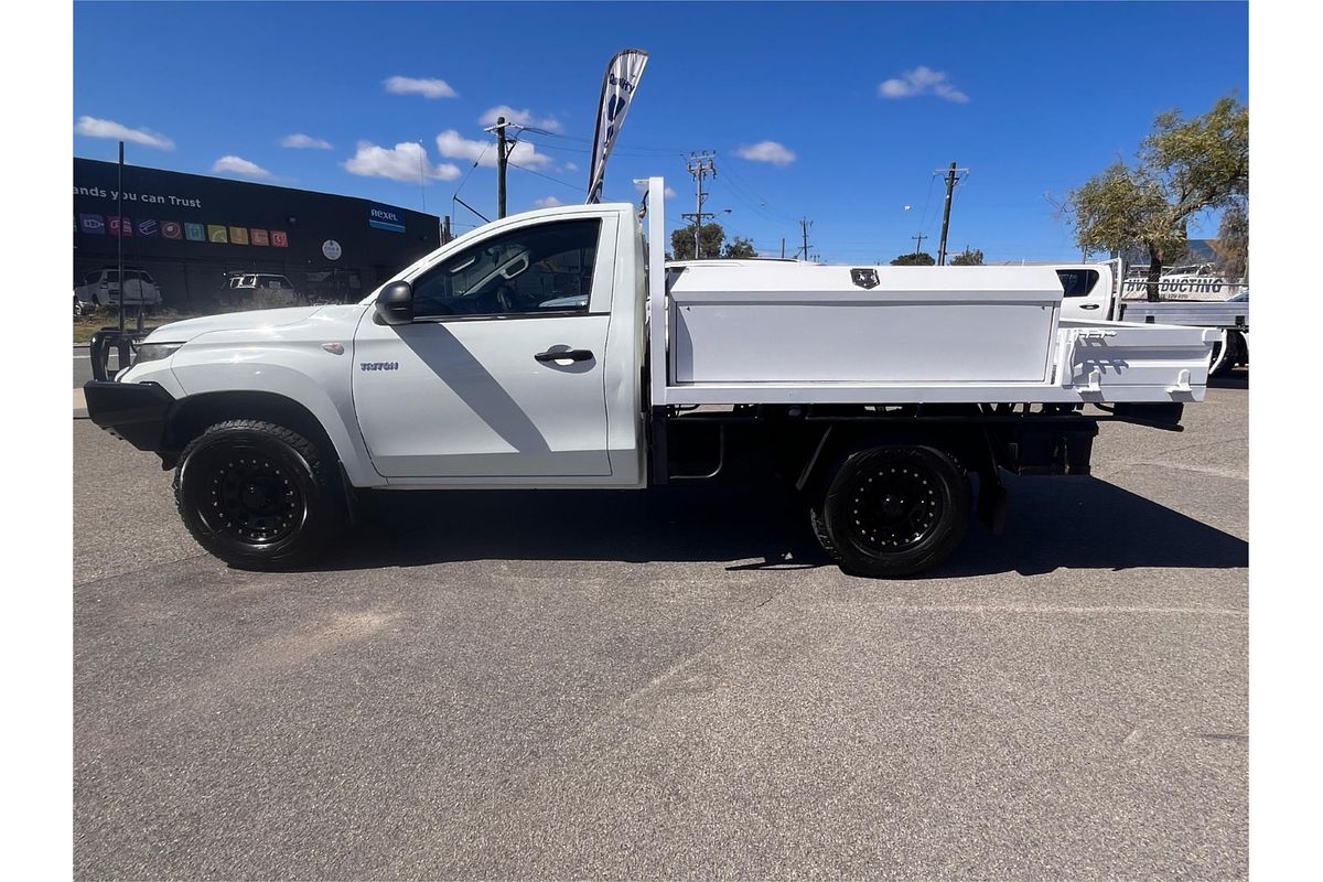 2019 Mitsubishi Triton GLX MR 4X4