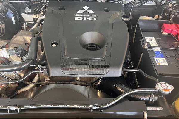 2019 Mitsubishi Triton GLX MR 4X4