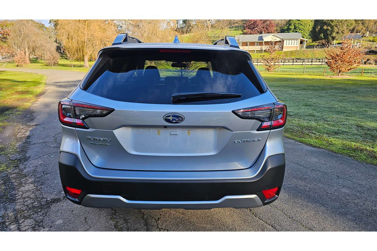 2025 Subaru Outback AWD Touring 6GEN