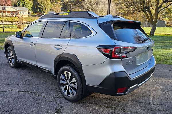 2025 Subaru Outback AWD Touring 6GEN