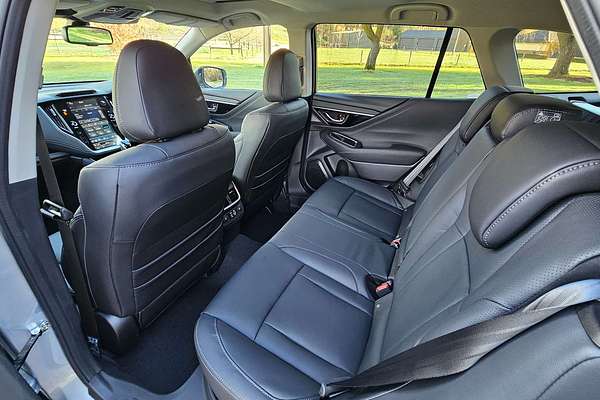 2025 Subaru Outback AWD Touring 6GEN