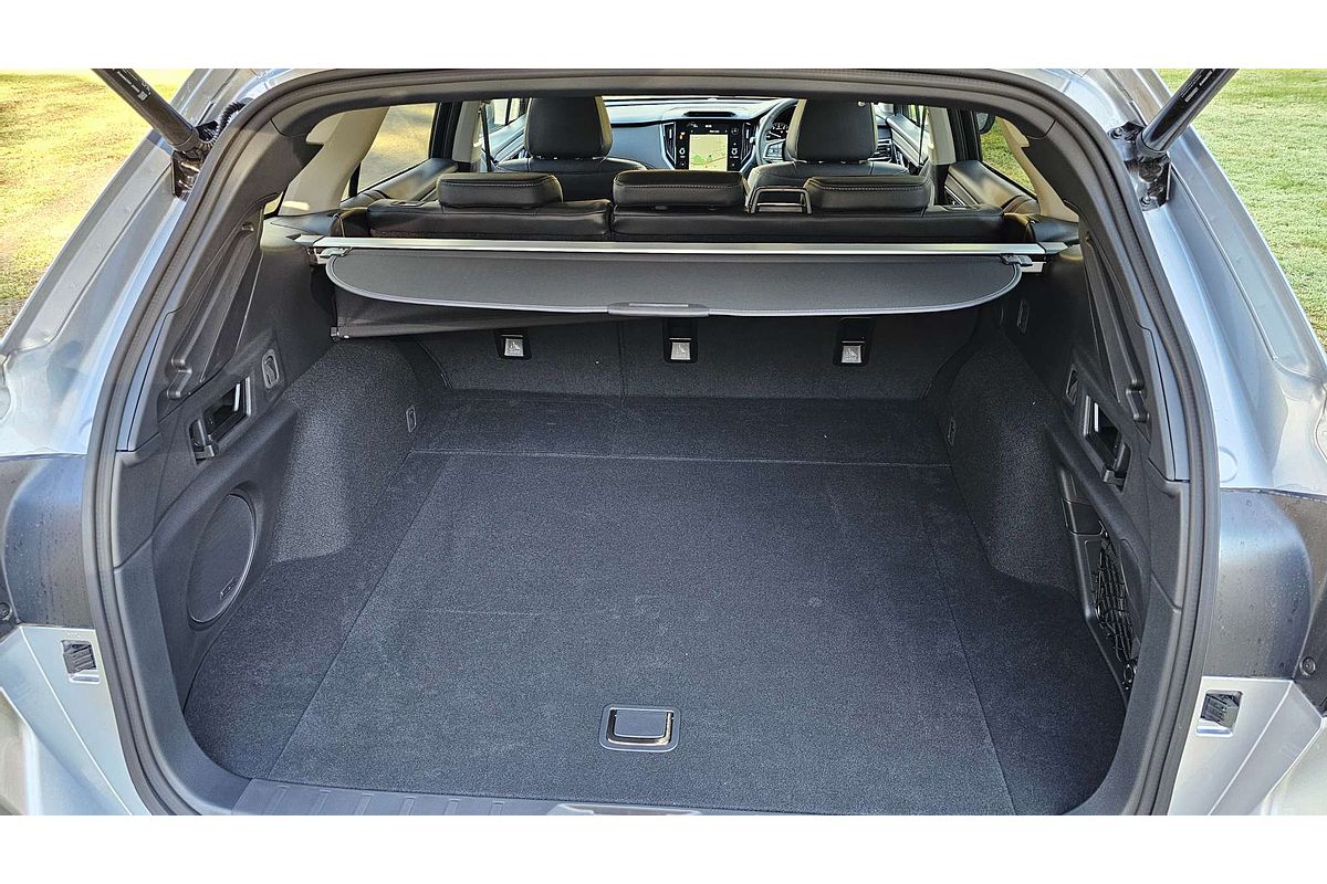 2025 Subaru Outback AWD Touring 6GEN