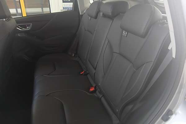 2019 Subaru Forester 2.5i-S S5