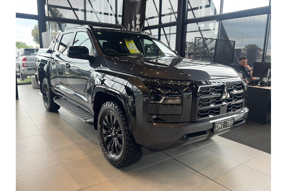 2025 Mitsubishi Triton GSR MV 4X4