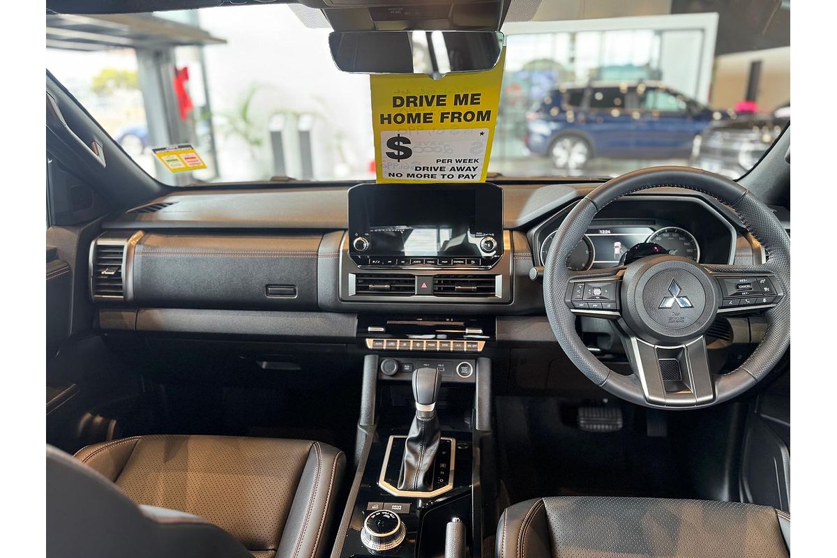 2025 Mitsubishi Triton GSR MV 4X4