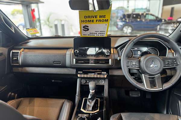 2025 Mitsubishi Triton GSR MV 4X4