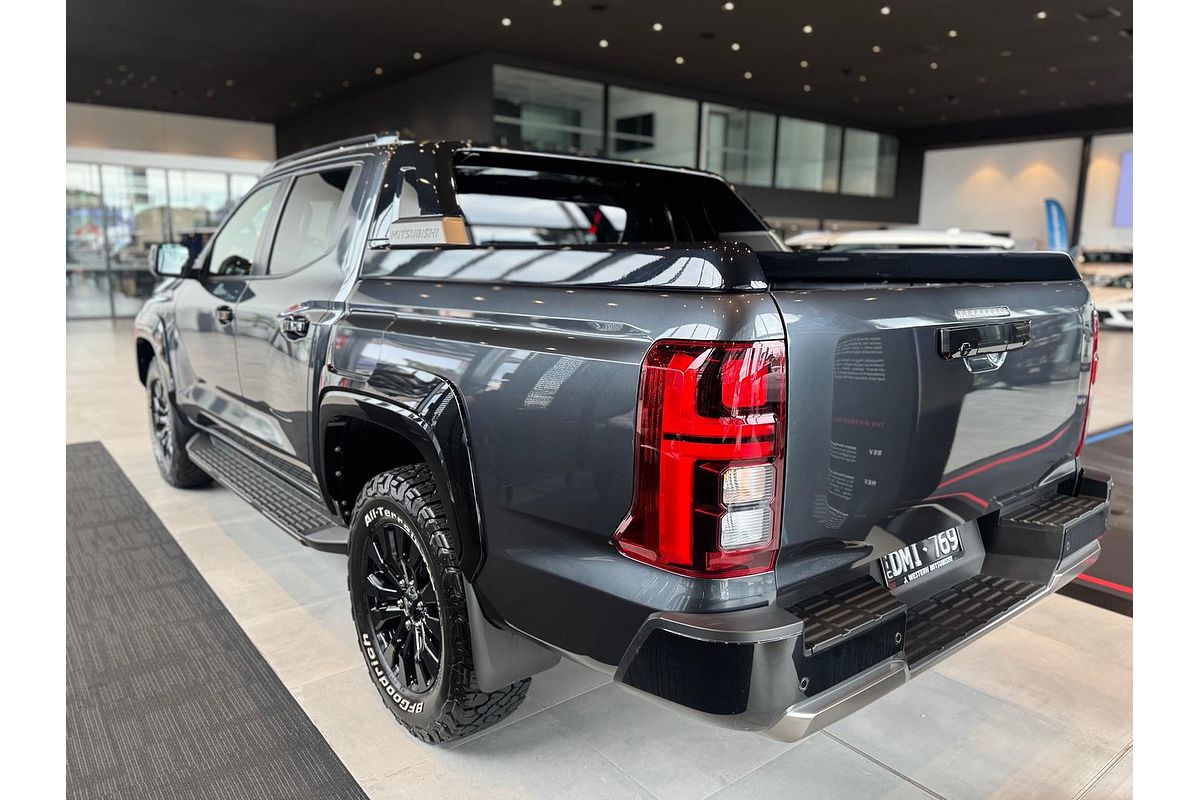 2025 Mitsubishi Triton GSR MV 4X4